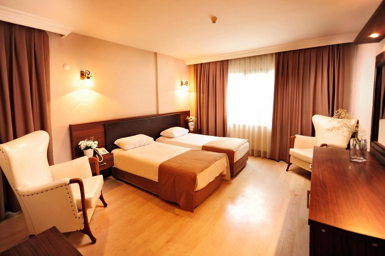 Uestuen Hotel Alsancak Σμύρνη Εξωτερικό φωτογραφία